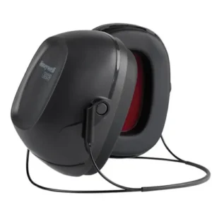 Protetor Auricular Tipo Concha Nuca VERISHIELD VS120N Honeywell CA 43041 CA 43041 Abafador 21dB com haste de nuca, modelo Verishield; Haste acolchoada e super leve: construção em aço inoxidável com haste acolchoada e precisão de micro ajustes. Concebido para um encaixe perfeito à volta do ouvido; ABS moldado com design defletor interno para um peso mais leve, patente pendente; Concha com superfície resistente a óleo, para suportar ambientes oleosos, de trabalho pesado e frequente limpeza; Almofadas com memória: Nova e exclusiva espuma com memória que combina uma almofada mais densa e ao mesmo tempo mais macia do que os modelos anteriores, para um maior conforto e atenuação. Reduz a compressão na cabeça do usuário e aumenta o conforto; Apresenta uma câmara com placa de base e camada de alta tecnologia não tecida, a inovação Air Flow Control da Honeywell controla o modo com o som alcança o ouvido, garantindo excelente atenuação de ruídos por entre altas frequências. Ideal para trabalhadores com orelhas maiores, ou que utilizam aparelhos auditivos. Área de abertura interna da concha auditiva aumentou cerca de 16% em relação a versões anteriores. Marca: Honeywell